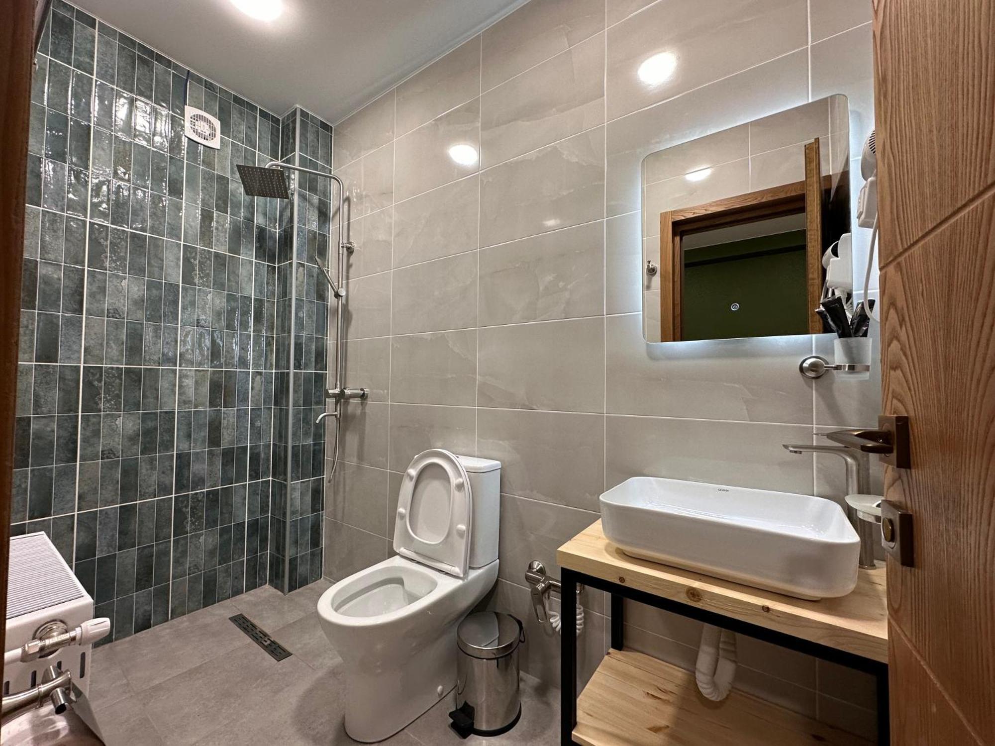 Hotel Mountime Kazbegi Esterno foto